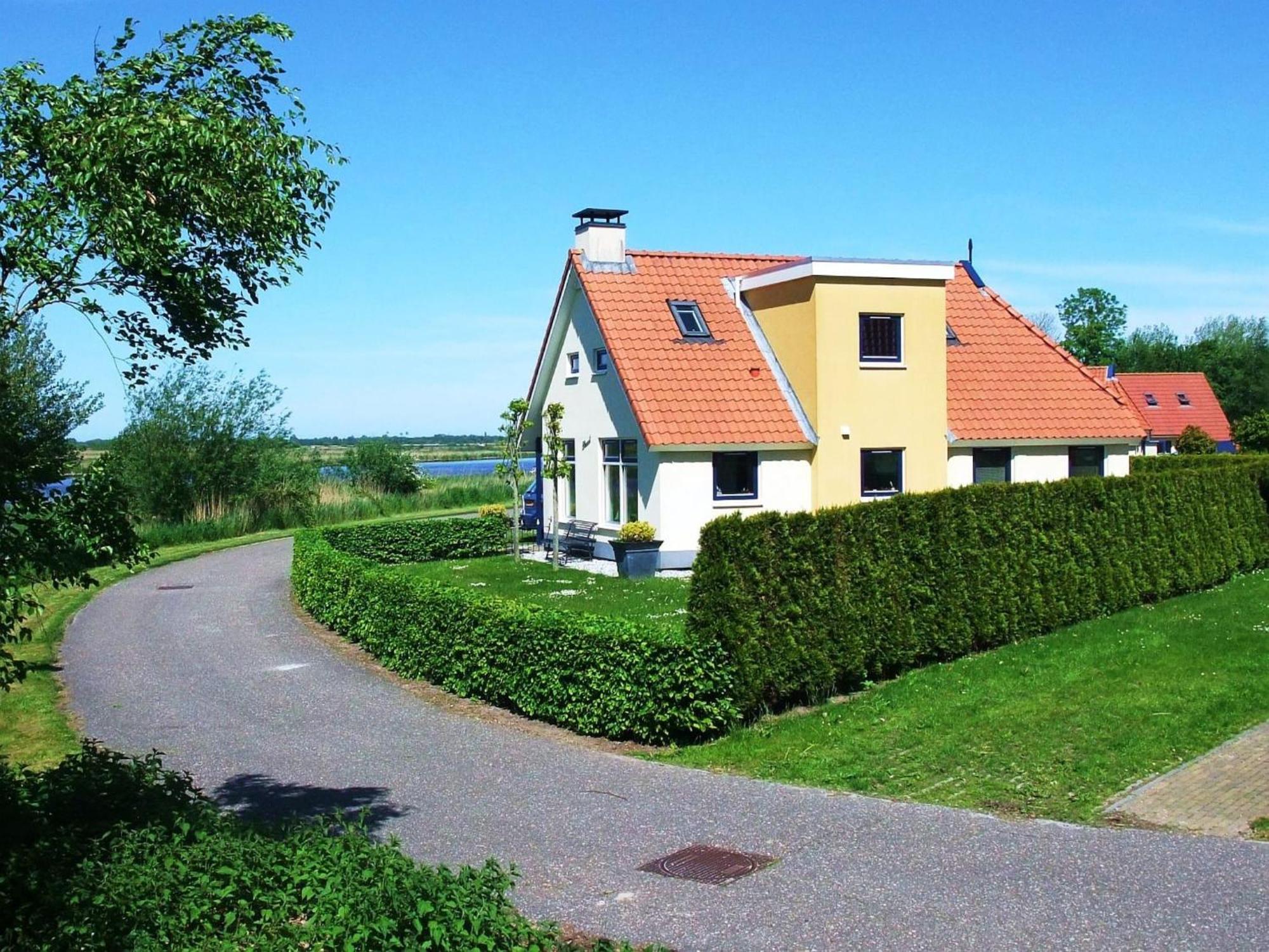 Detached Villa With Dishwasher Leeuwarden At 21Km Suameer Dış mekan fotoğraf
